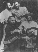 Братья Кюри с родителями. Жак слева.