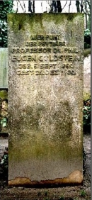 Могила Э. Гольдштейна Berlin-Weiensee, Judischer Friedhof. Источник: http://www.knerger.de/html/wissenschaftler_23.html