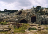 Место в Parco Archeologico di Neapolis в Сиракузах, официально считающееся могилой Архимеда