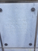 Плита в колумбарии Арлингтонского Национального кладбища. Источник: https://billiongraves.com/grave/Willard-Harrison-Bennett/12091693