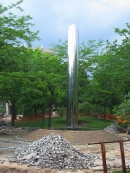 Памятник А. Майкельсону и Э. Морли в Кливленде, штат Огайо (США)