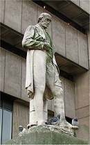 Статуя Дж. Уатта в Бирмингеме