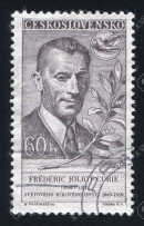 Марка с изображением Фредерика Жолио-Кюри (Чехословакия)